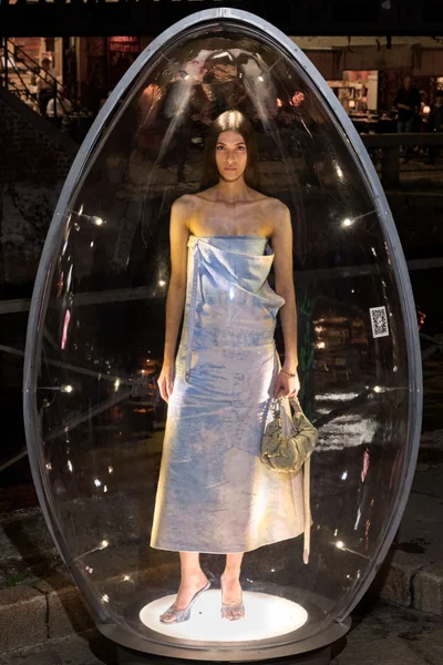 Look 1